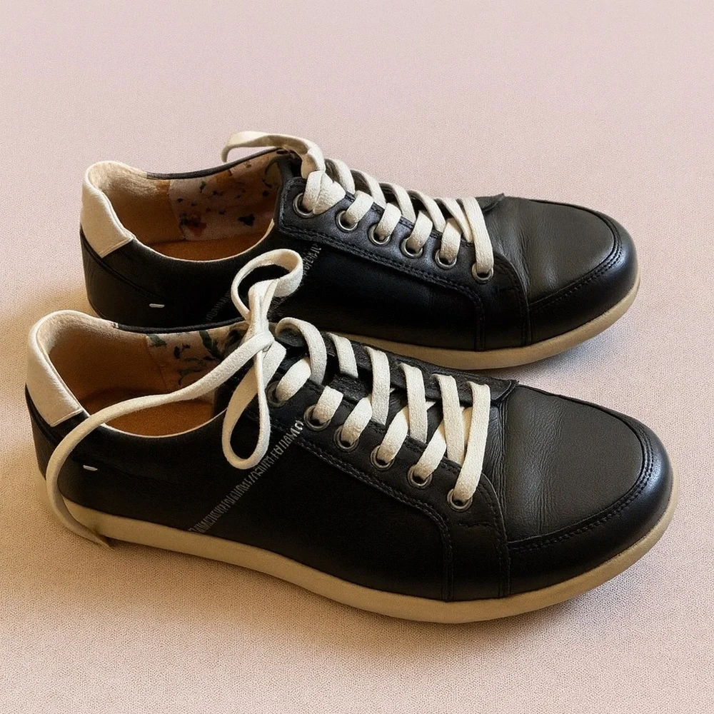 Cobb Hill By Rockport Amalie Black Cream Leather Tennis Laced Shoes Size 9